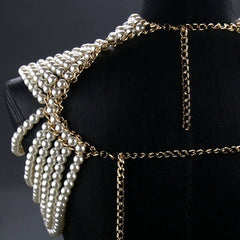 Pearl Shoulder Cape - ConiBeads