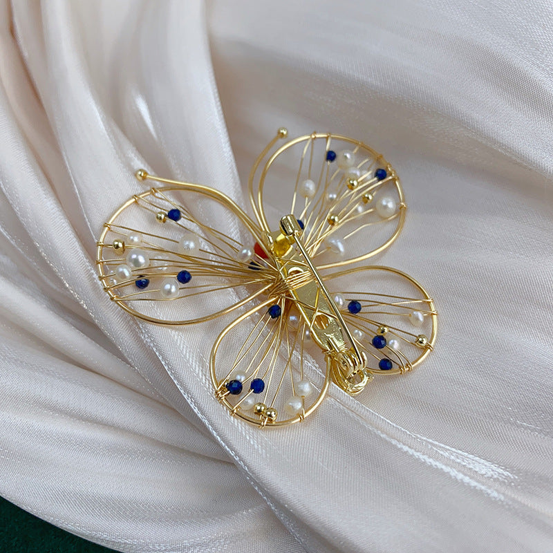 brooch pins